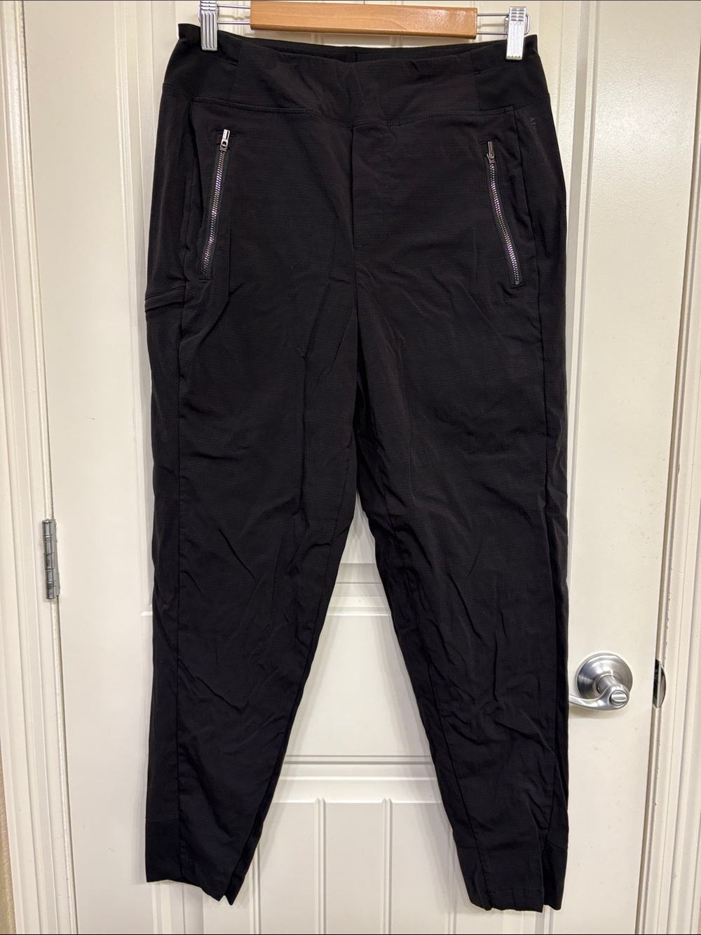 Athleta Black Women's Zip Pocket Joggers